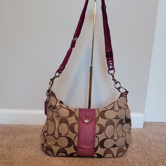 Coach Signature Hobo Bag In Purple And Tan Euc- Interior Needs Minor Cleaning - Picture 1 of 12